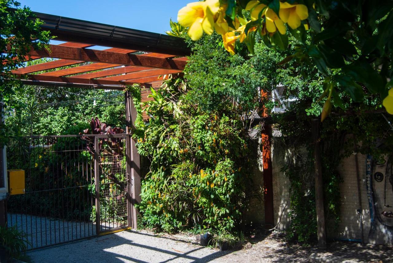 Pantai Chill House Hostel Florianopolis Exterior photo